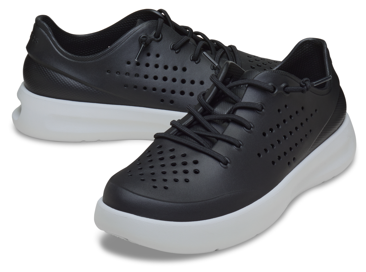 UNISEX InMotion Pacer Sneaker